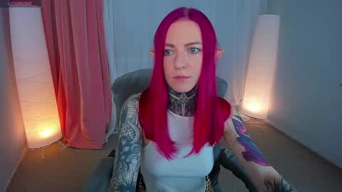 Roxy online show from February 21, 8:27 pm