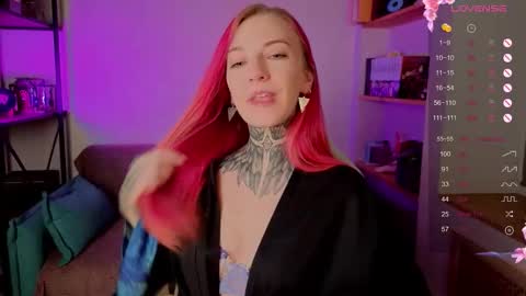 Roxy online show from October 5, 8:29 pm