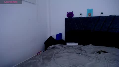 cherry_scarlett_ online show from June 2, 1:07 am
