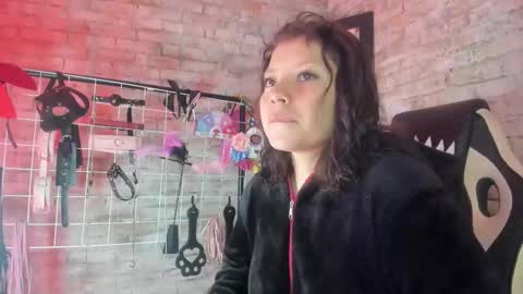     online show from November 2, 11:45 am