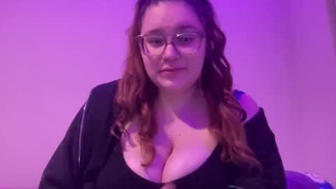 cherry  online show from April 12, 3:22 am
