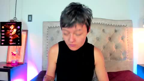 Cherry Glow  online show from December 14, 12:10 pm