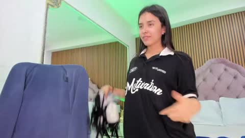 Cherry online show from April 12, 1:32 am