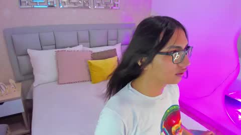 Cherry online show from February 12, 12:00 pm