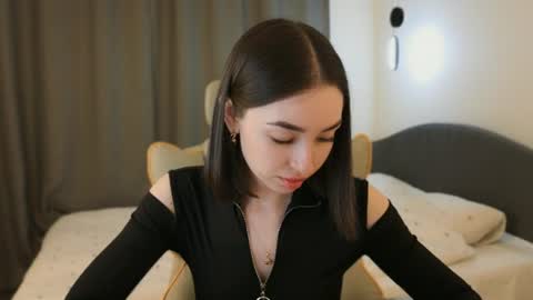 Snapshot of cherrylatte_ chatting on June 19, 7:17 pm Kate3 online show from June 19, 7:17 pm