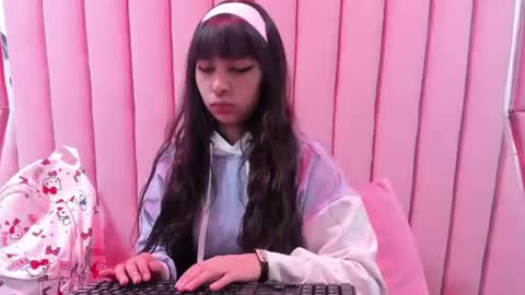 cherrysweetl_ online show from June 20, 12:52 pm