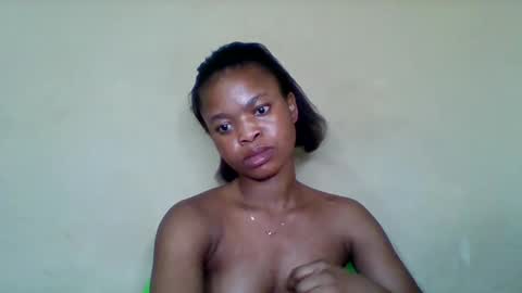 Snapshot of cherryxpussy chatting on December 18, 11:22 pm cherryxpussy online show from December 18, 11:22 pm