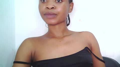 cherryxpussy online show from April 22, 10:44 pm