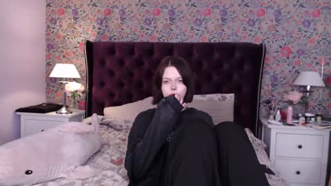 amelia online show from January 22, 5:48 am