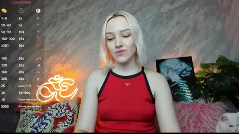 Cheryl online show from April 18, 10:32 pm