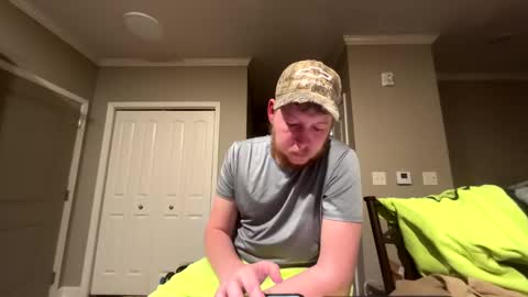 Snapshot of chevycamaro1978 chatting on February 2, 1:02 am chevycamaro1978 online show from February 2, 1:02 am