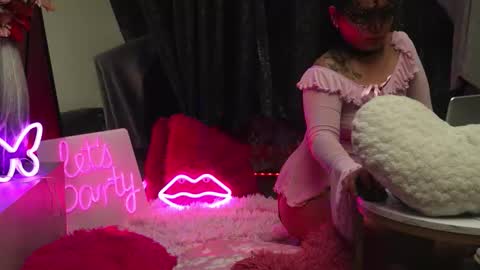 Snapshot of chicababe29 chatting on March 7, 8:50 pm Chicababe29 online show from March 7, 8:50 pm