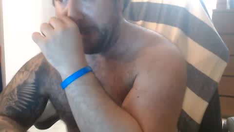 Chicagoguy86 aka Benny Cooper online show from August 10, 3:21 am