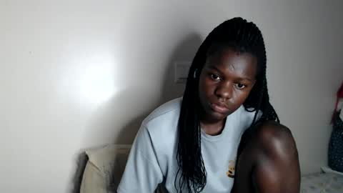 Snapshot of chichie_ chatting on July 29, 7:39 am chichie_ online show from July 29, 7:39 am