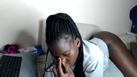 Snapshot of chichie_ chatting on July 30, 4:55 am chichie_ online show from July 30, 4:55 am