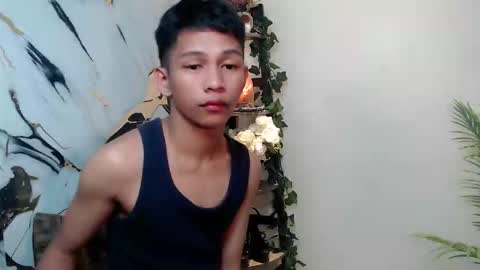 chick_renz online show from September 26, 4:00 pm