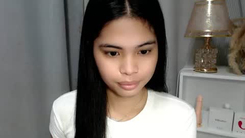 Snapshot of chictemptation_ chatting on June 12, 3:27 am CRISTINE3. online show from June 12, 3:27 am