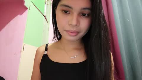Snapshot of chictemptation_ chatting on July 17, 5:47 am CRISTINE3. online show from July 17, 5:47 am