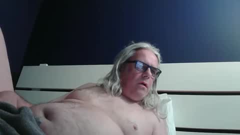 chiguitar online show from March 27, 2:50 am