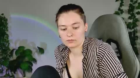 Bella online show from March 27, 8:26 am