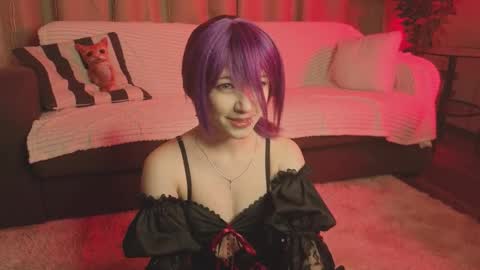 Leyna online show from February 1, 8:07 pm