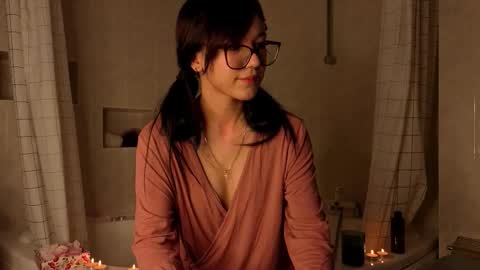 Leyna online show from February 6, 10:02 pm