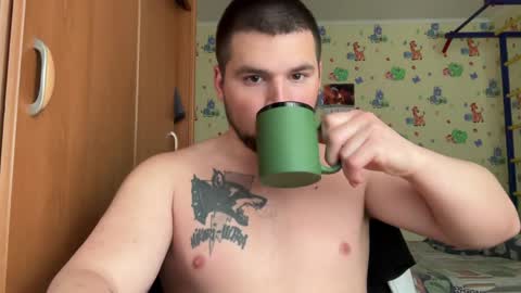 chiraq1945 online show from April 19, 8:46 am