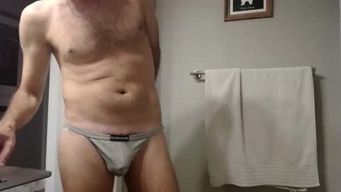 Chitown Aries online show from November 1, 7:05 pm