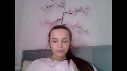 chloe45673 online show from May 23, 3:23 am