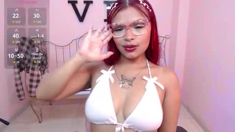  Cloe  online show from March 17, 2:27 am