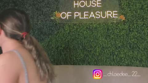 Chloe online show from October 6, 12:13 pm