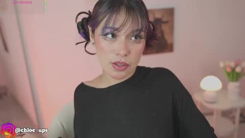 Chloe  online show from May 31, 5:48 am
