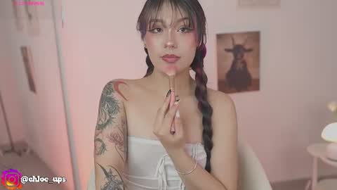Chloe  online show from July 7, 5:54 am