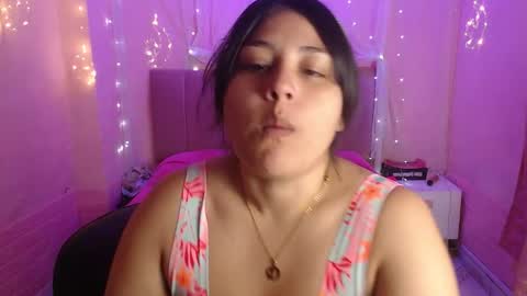 chloe_smith5 online show from October 9, 1:31 pm