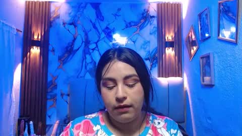 chloe_smith5 online show from February 17, 1:40 pm