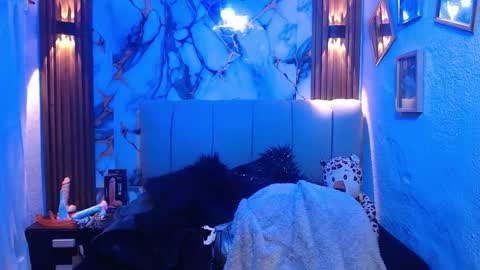 chloe_smith5 online show from February 27, 1:22 pm