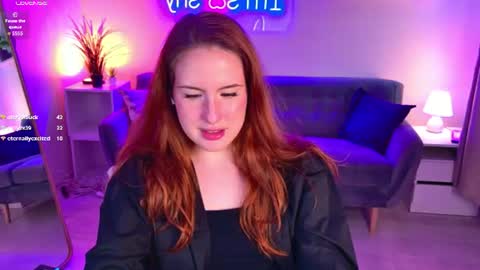 Snapshot of chloeaster chatting on July 2, 3:23 am Chloe online show from July 2, 3:23 am