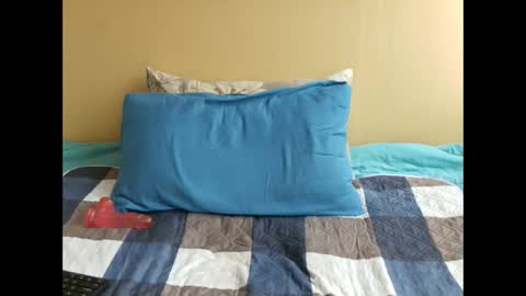 Chloe Chrome online show from December 19, 6:45 am