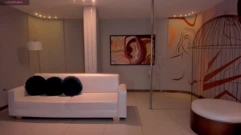 Chloe  OF chloemanson online show from February 9, 11:25 pm