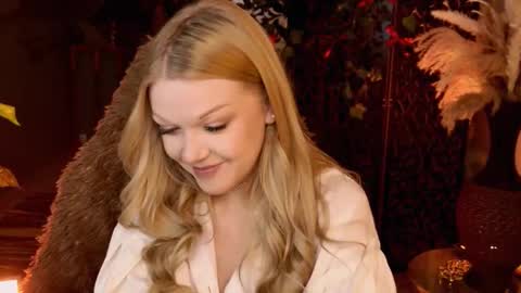 ChloeWight online show from March 22, 9:23 am