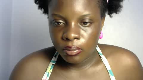 Hotchoco online show from May 7, 6:52 am