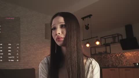 Chloe online show from June 24, 3:22 pm