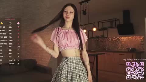 Chloe online show from June 27, 5:18 pm