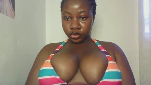 chocolateassgirl61 online show from February 8, 4:21 pm