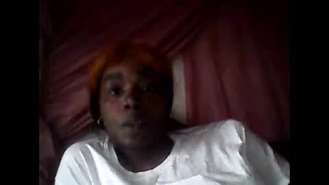 chocolatedrop_ online show from March 16, 1:59 pm