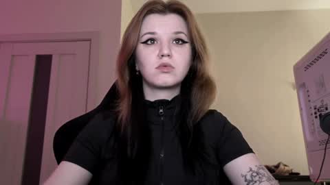 Lissa online show from April 6, 12:30 am