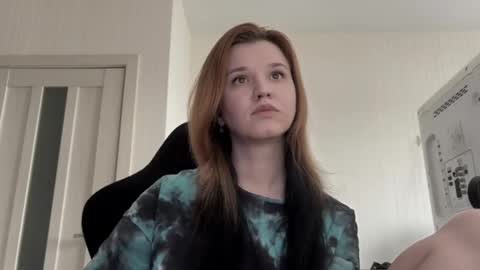 Lissa online show from April 14, 1:39 pm