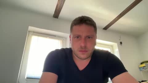 Chris online show from April 8, 8:14 am