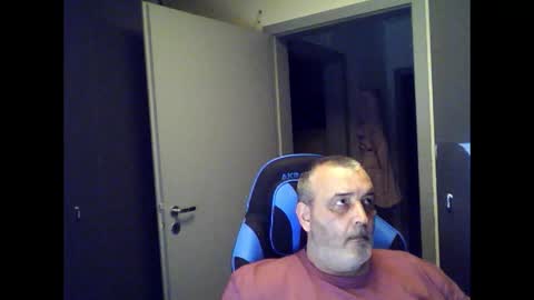 Chris online show from May 31, 12:19 am