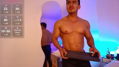 chris_clarck online show from June 24, 7:57 pm
